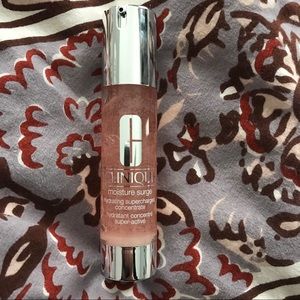 Clinique Moisture Surge